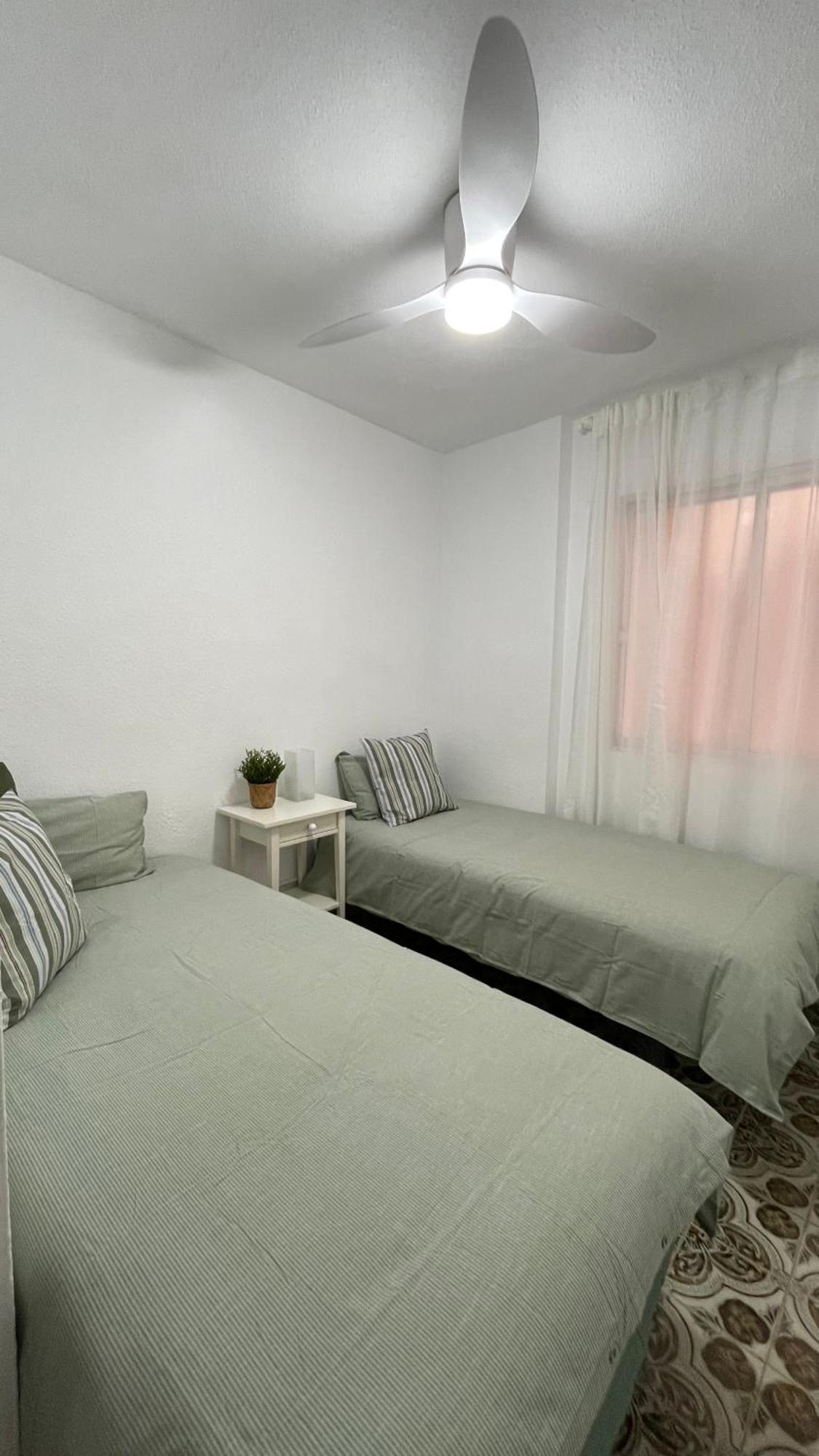 Charming Beachfront Apartment Murcia Exterior foto