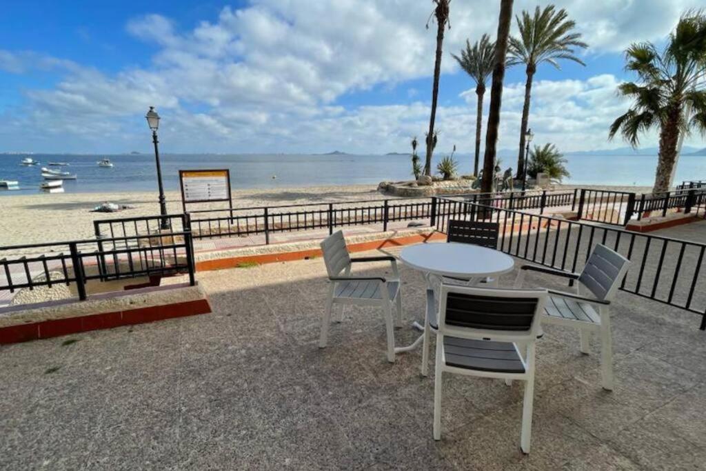 Charming Beachfront Apartment Murcia Exterior foto